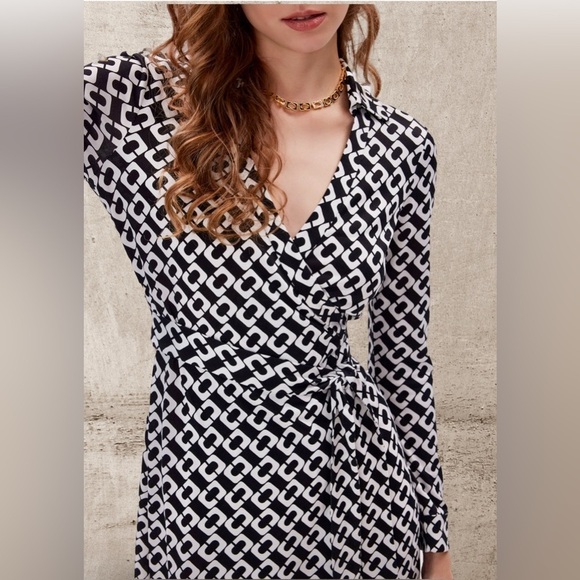 TART 💓SZ XS S💓BLACK AND WHITE SILK EFFECT JERSEY WRAP DRESS EXCELLENT CONDITION - Picture 8 of 11